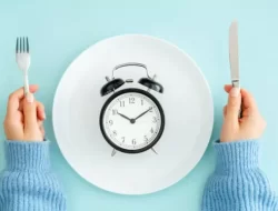 7 Hal yang Perlu Diperhatikan Agar Sukses dengan Diet Intermittent Fasting