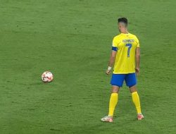 Daftar 10 Pemain Pencetak Gol Spektakuler: Cristiano Ronaldo Nomor Berapa?