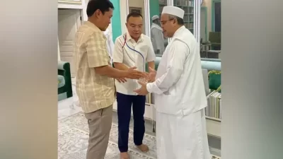 Habib Rizieq Beri Pesan untuk Pemerintahan Prabowo-Gibran saat Dikunjungi Petinggi Gerindra