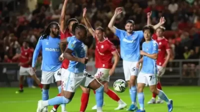 "Gawai Pintar iPhone Jadi Pilihan Utama dalam Menentukan Offside di Kompetisi Liga Inggris"