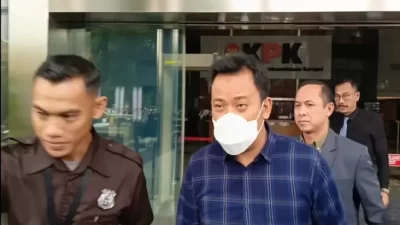"Martono, Ketua Gapensi Semarang, Membahas Soal Hemat Usai Diperiksa Penyidik KPK"