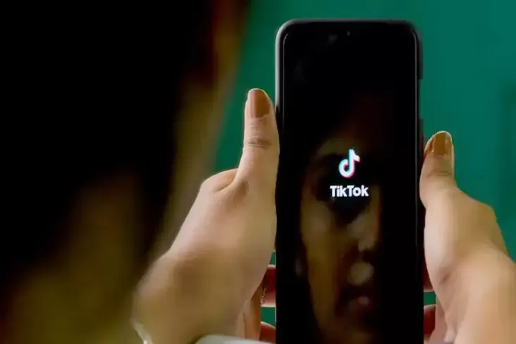 TikTok Siapkan Fitur Obrolan Kelompok untuk Pengguna Usia 16 Tahun ke Atas