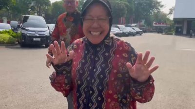 Risma dan Jokowi Bertemu di Istana, Rencana Mundur dari Mensos?