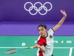 Sekjen PBSI Fadil Imran Beri Semangat kepada Gregoria Mariska Menjelang Semifinal Olimpiade Paris 2024