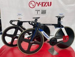 Porsche 911 Tertandingi oleh Sepeda Atlet Jepang di Olimpiade