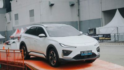 "Kiat Terbaru untuk Berkendara Aman dan Nyaman di Tengah Era Elektrifikasi, Siap Menghadapi Segala Cuaca!"