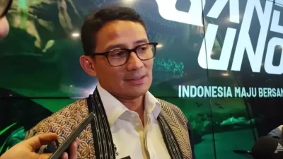 Sandiaga Uno Himbau Wisatawan Cek Kondisi Tubuh di Bandara, Virus Mpox Semakin Merebak
