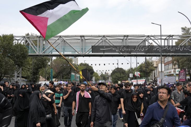 Serangan Iran ke Israel Ditunda, Rezim Khamenei Terancam Hancur?