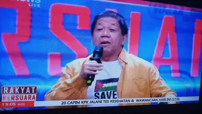 "Effendi Gazali Mengundang Kontroversi dengan Pertanyaan Provokatif: Siapa Berani Melihat Alat Vital Orang Lain?"