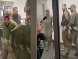 Usyk Diborgol Polisi Polandia