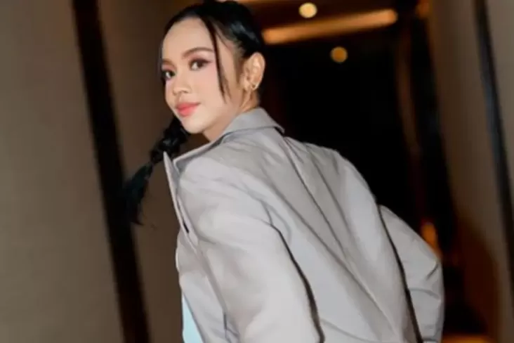 "Paus Fransiskus Akan Mengucapkan Doa Khusus untuk Lyodra di Misa Agung GBK: Momen Ajaib yang Tak Terlupakan!"