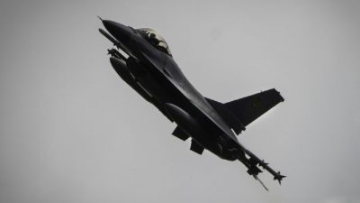 Siapa Sebenarnya Penyebab Serangan Rudal Terhadap Pesawat Tempur F-16 Ukraina?