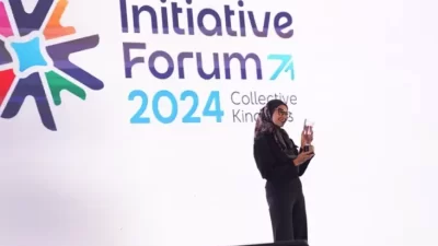 Angkie Yudistia, Penerima Penghargaan Youth Humanitarian Award dari Bendum Perindo