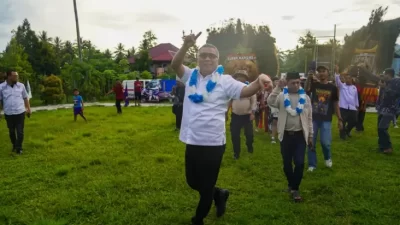 "Ahmad Ali Siapkan Strategi Pemulihan Ekonomi Masyarakat Cagub Sulteng Terkait Kondisi Jalan di Kayu Agung"