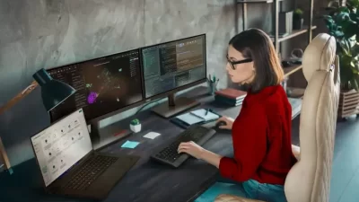 "Siapa yang Berani Membeli Laptop Terlaris di Tahun 2024 yang Harganya Melambung Tinggi?"