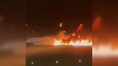 Pesawat Rusia Terbakar di Turki, Membawa 95 Penumpang di Dalamnya