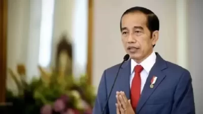 Jokowi Sambut Kemenangan Donald Trump, Semangatkan Perjalanan Menuju Perdamaian Global