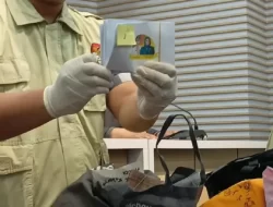 Ditemukan Amplop Berisi Uang di Kantor Gubernur Bengkulu oleh Tim KPK