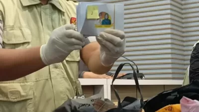 KPK Temukan Amplop Berisi Uang di Kantor Gubernur Bengkulu, Ternyata Milik Rohidin Mersyah!