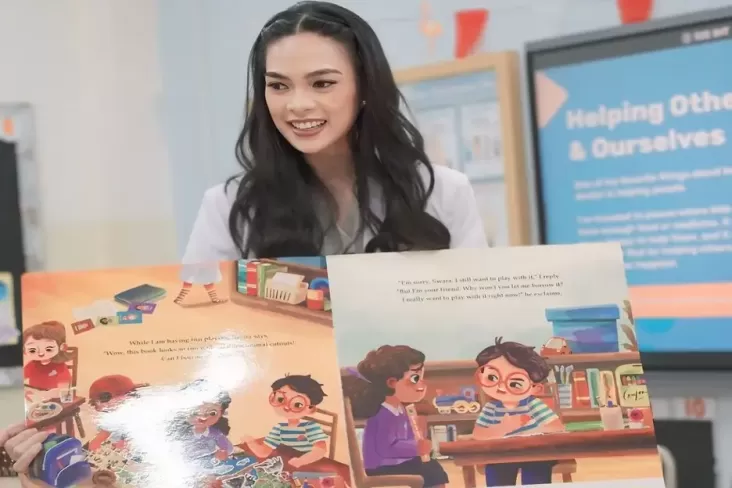 "Dokter Mesty Ariotedjo: Kakak yang Menyelami Masa Pubertas Anak Laki-laki dengan Indah"