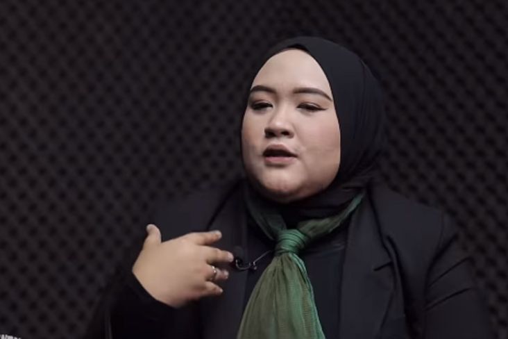 "Kisah Unik Dukun Santet Ria Puspita, Tersangka Pengancam Nyawa Ferry Irwandi"