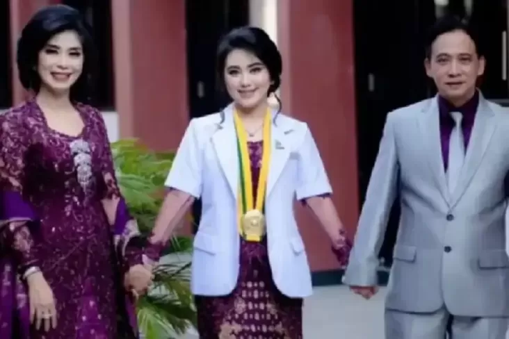 Kekayaan

KPK Siap Memanggil Dedy Mandarsyah Jika Ada Ketidaksesuaian dalam Pemeriksaan Harta Kekayaan
