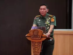 Jejak Karier Militer Sang Adik Tercinta Letjen Mohammad Fadjar Kini Jabat Pangkostrad