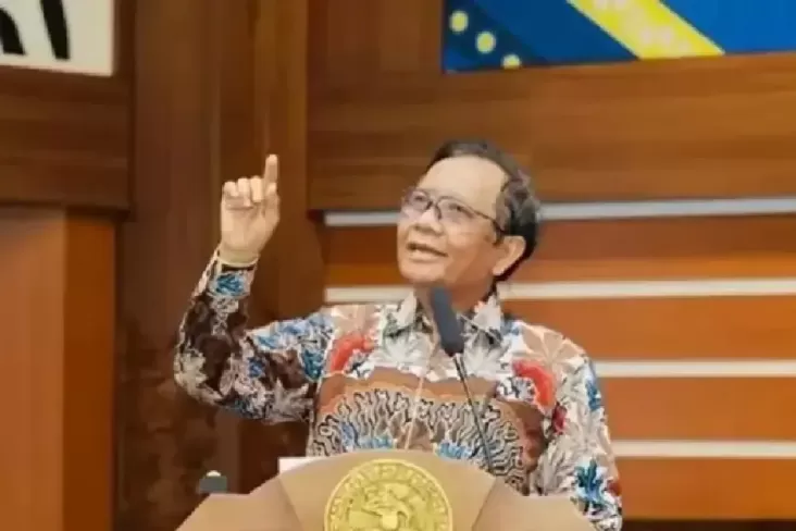 Prabowo Ciptakan Tawa Mahfud MD dengan Metode Baru Lawan Korupsi