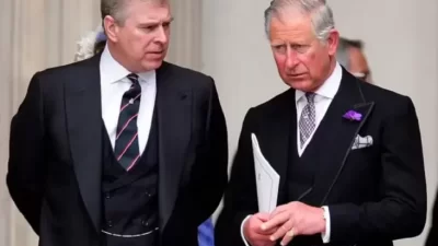 Pangeran Andrew Siap Menjual Rahasia Kerajaan Mengikuti Langkah Harry dan Meghan untuk Mendapatkan Uang