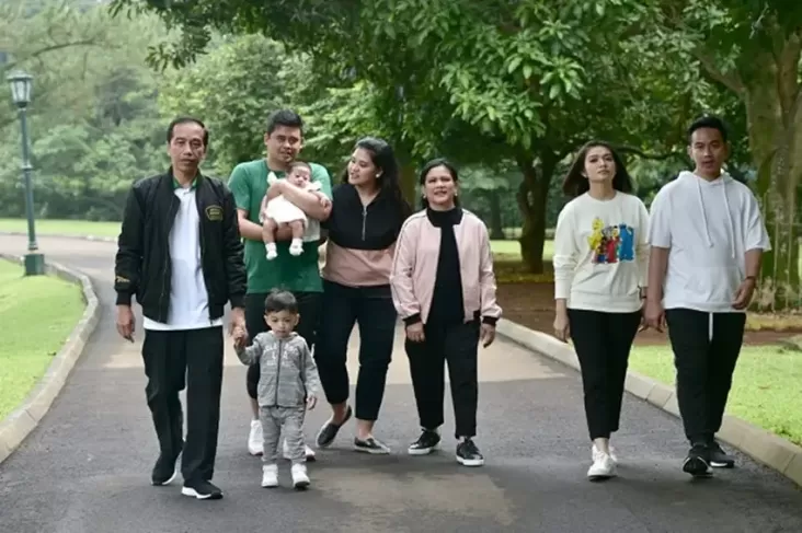 PDIP Putuskan Mengeluarkan Jokowi, Gibran, dan Bobby dari Keanggotaan Partai