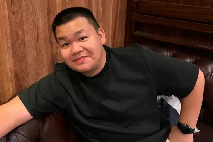 "Kisah Sedih Teuku Ryzki dan Aurel Hermansyah, Dijebak oleh Fico Fachriza dengan Dalih Meminjam Uang untuk Pemakaman Ayah"