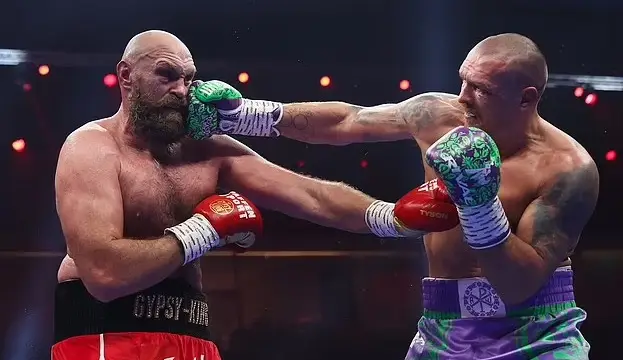 Tyson Fury Bersiap Kembali ke Ring Usai Kekalahan dari Oleksandr Usyk