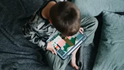 "Kewaspadaan Orang Tua Terhadap Maraknya Child Grooming di Dunia Game Online!"