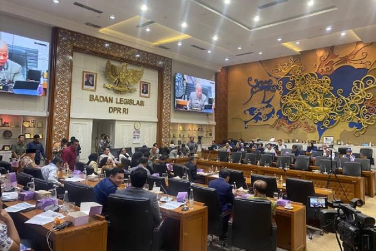 Baleg DPR Tak Pakai Singkatan PMI di area area RUU Pelindungan Pekerja Migran usai Jusuf Kalla Komplain ke KP2MI