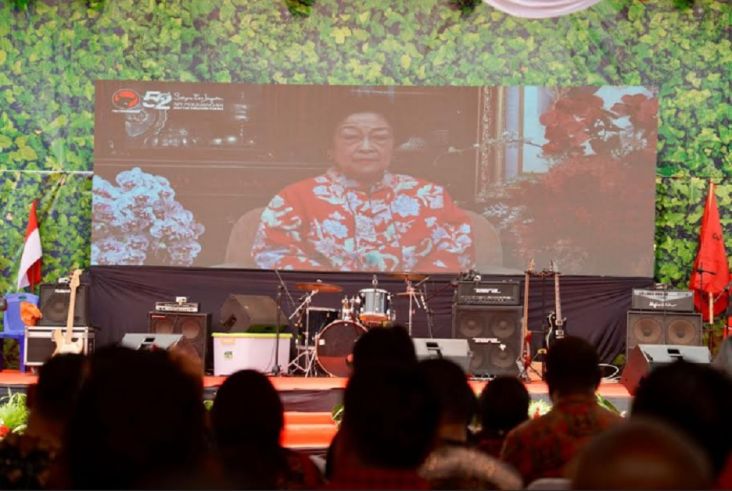 Megawati Ungkap Alasan PDIP Gelar Puncak Perayaan Natal juga juga Tahun Baru di area tempat Flores Timur