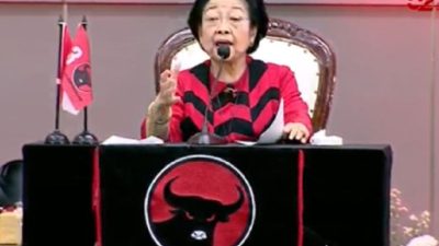 Momen Megawati Tertawa Sebut Ada yang digunakan Mau Jadi Ketum PDIP
