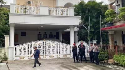 PDIP Anggap Penggeledahan Rumah Hasto Pengalihan Isu OCCRP Jokowi