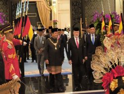 Prabowo Terima Penghargaan DK I dari Kesultanan Johor Malaya