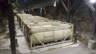 Investigasi UI: Hilirisasi Jadi Prasyarat Industri Industri Menuju Indonesia Emas 2045