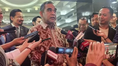 Berjumpa Prabowo, Muzani Sampaikan Minyak Urut Titipan Megawati