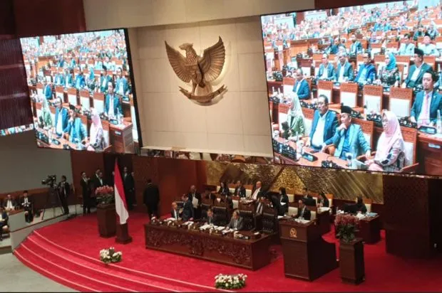 DPR Bisa Copot Hakim MK juga MA, Mantan Menag: Inkonstitusional