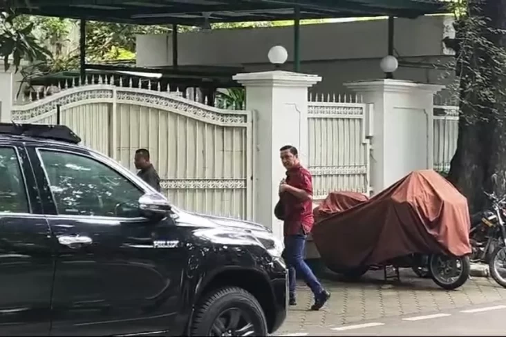 Giliran Pengacara Hasto Merapat ke Rumah Megawati