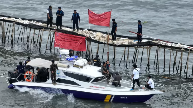 Menteri Nusron Cabut SHGB lalu SHM Pagar Laut Tangerang