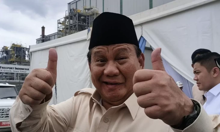 Ditanya tentang RUU TNI, Prabowo Lambaikan Tangan kemudian Bilang Terima Kasih