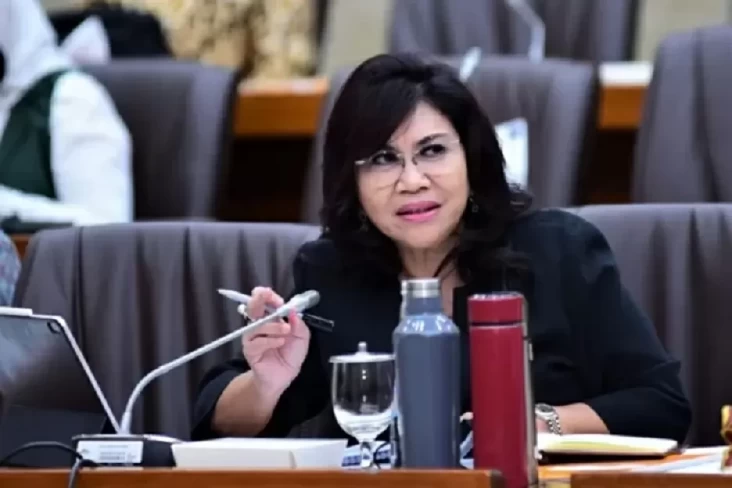 DPR Desak eksekutif Segera Selamatkan Industri Dalam Negeri kemudian Berantas Mafia Impor