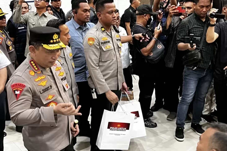 Ajudan Kapolri Diduga Jam serta juga Ancam Tempeleng Wartawan pada di Semarang