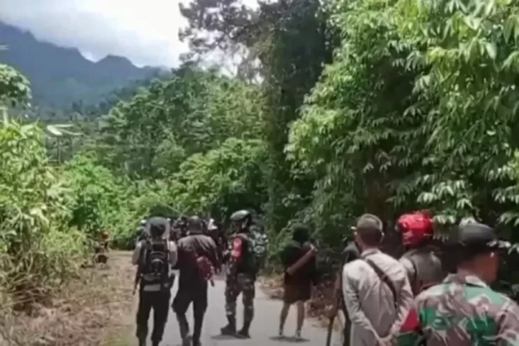 Kapolri Beri Kenaikan Pangkat terhadap Bripka Husni yang tersebut yang dimaksud Tewas Ditembak pada waktu Lerai Bentrokan