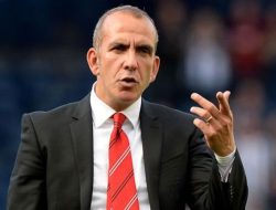 Legenda Italia Paolo Di Canio Kritik Performa AC Milan di Serie A