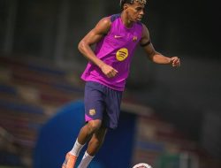 Barcelona Rahasiakan Perawatan Lamine Yamal, Luis de la Fuente Terkejut