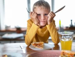 Anak yang Dipaksa Makan Cenderung Punya 8 Kebiasaan Buruk Ini Saat Dewasa